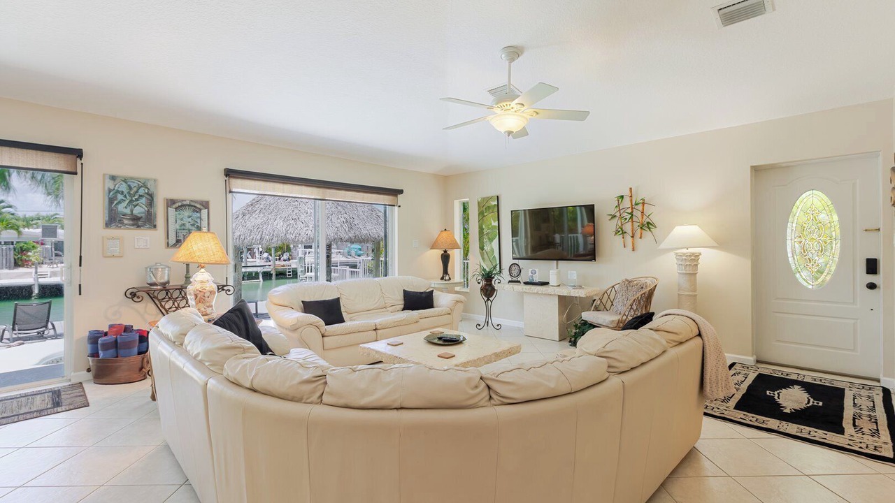 Photo of Livingroom in Key Colony Beach