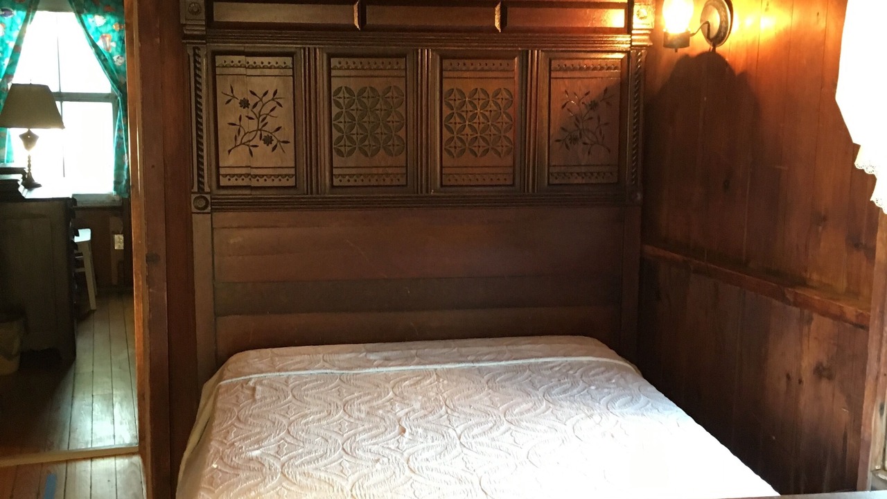 Photo of Bedroom in Westbrook Center