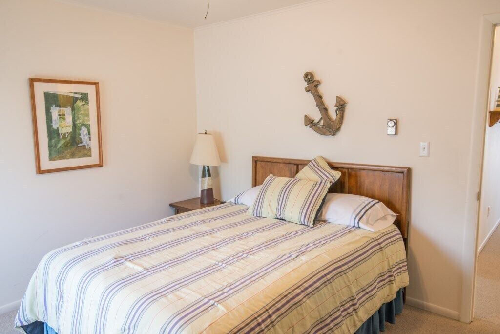 Photo of Bedroom in Onekama