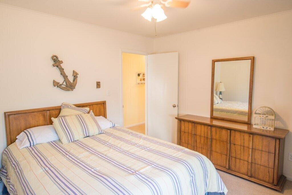Photo of Bedroom in Onekama
