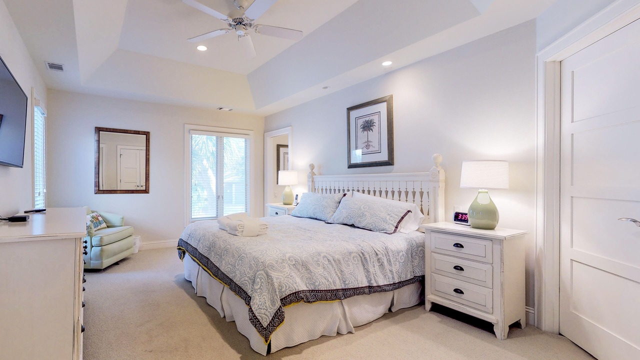 Photo of Bedroom in Beach Lagoon