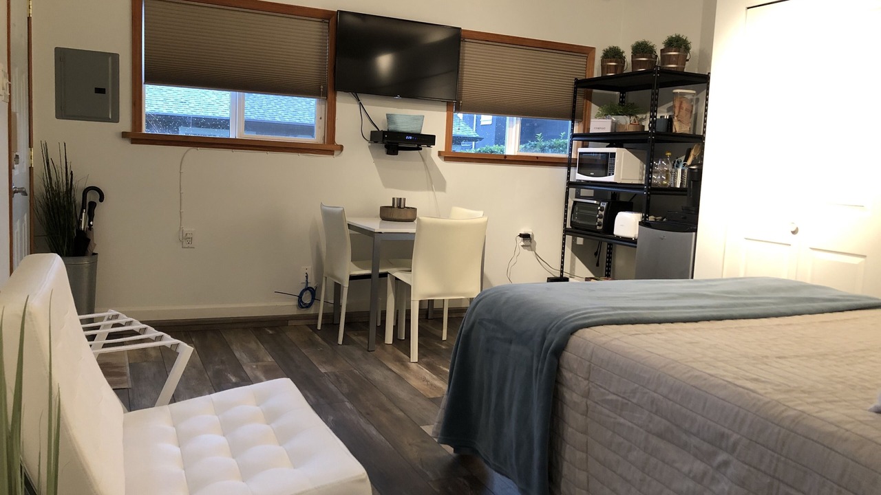 Photo of Bedroom in West Vancouver