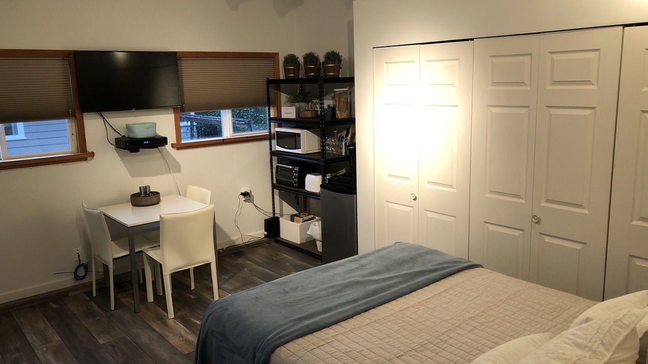 Photo of Bedroom in West Vancouver