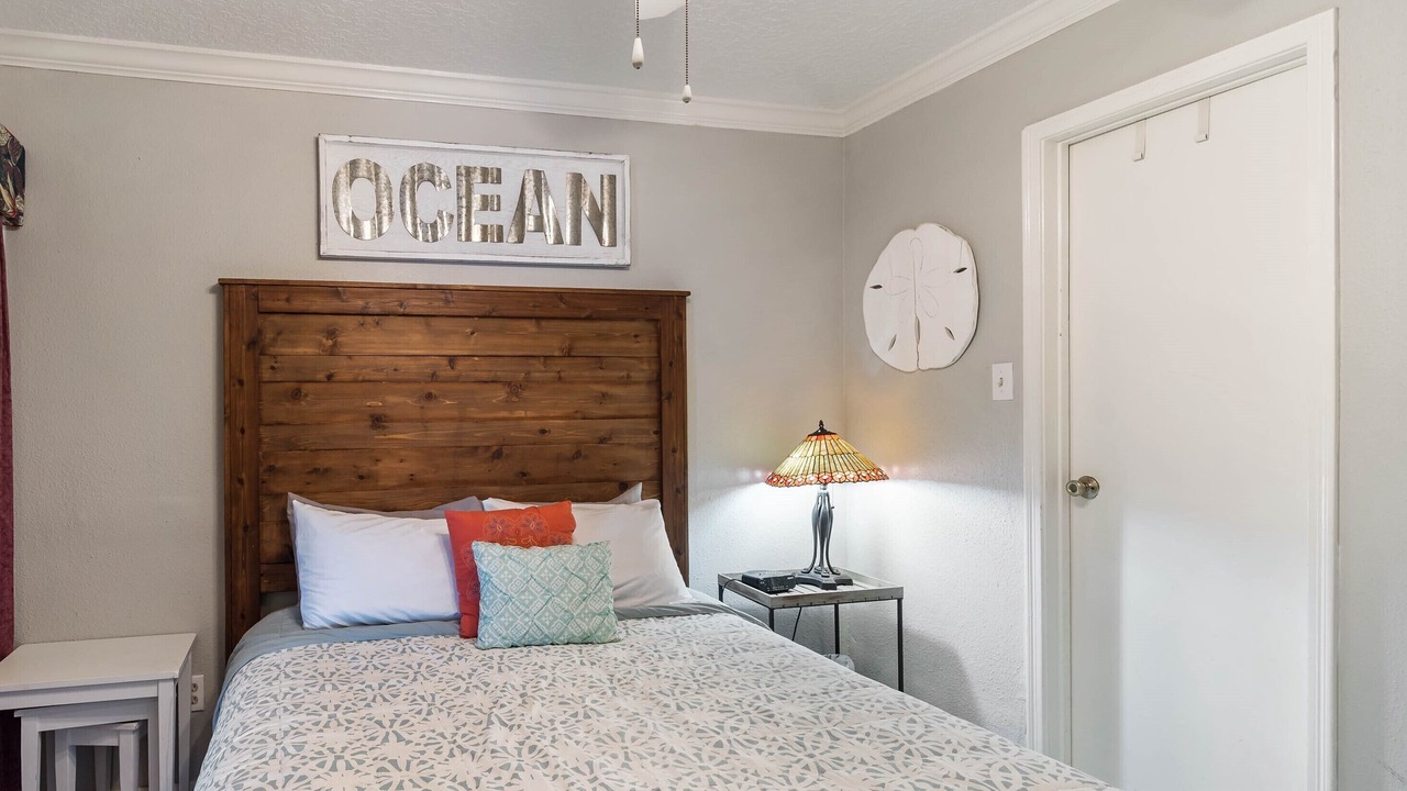 Photo of Bedroom in Galveston