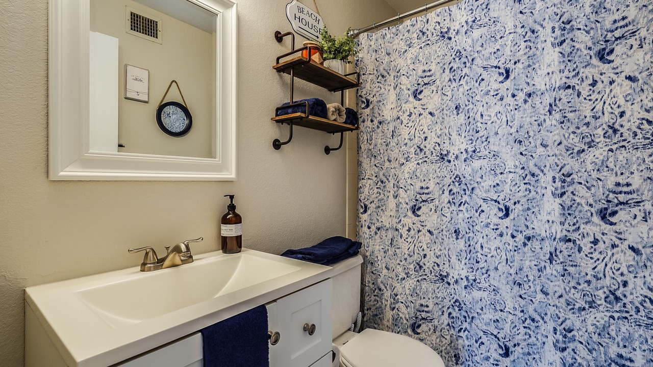 Photo of Bathroom in Glendale