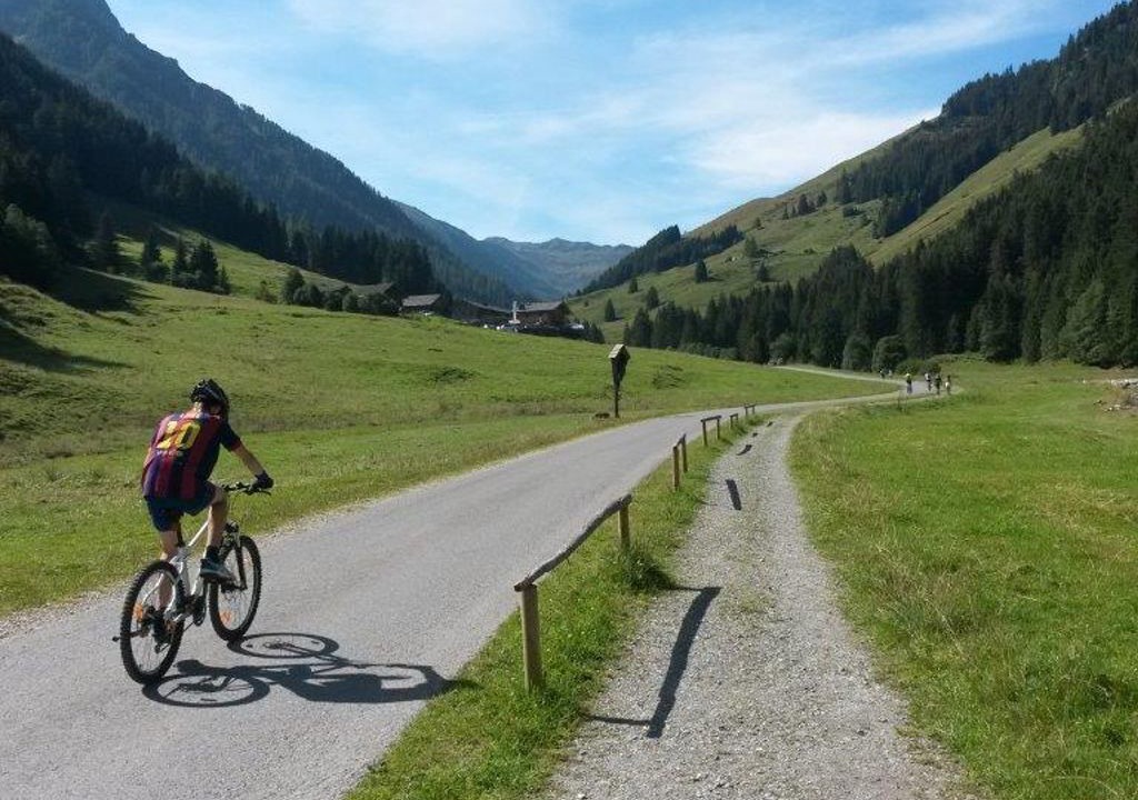 Photo of Others in Aschau bei Kirchberg