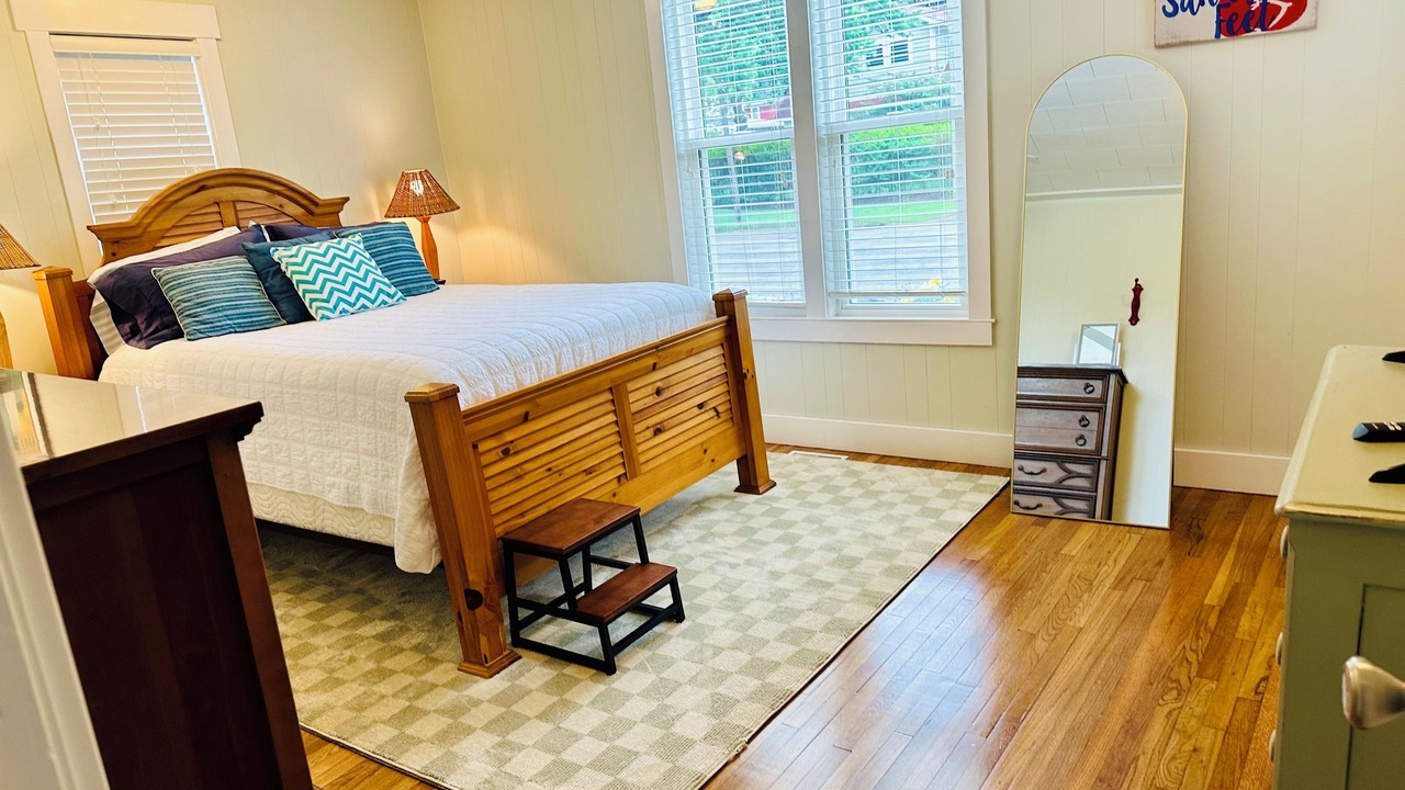 Photo of Bedroom in Ludington