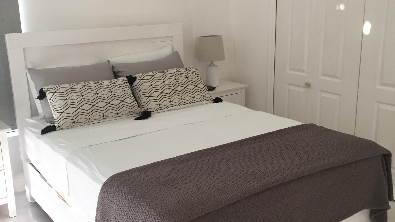 Photo of Bedroom in Orange Bay