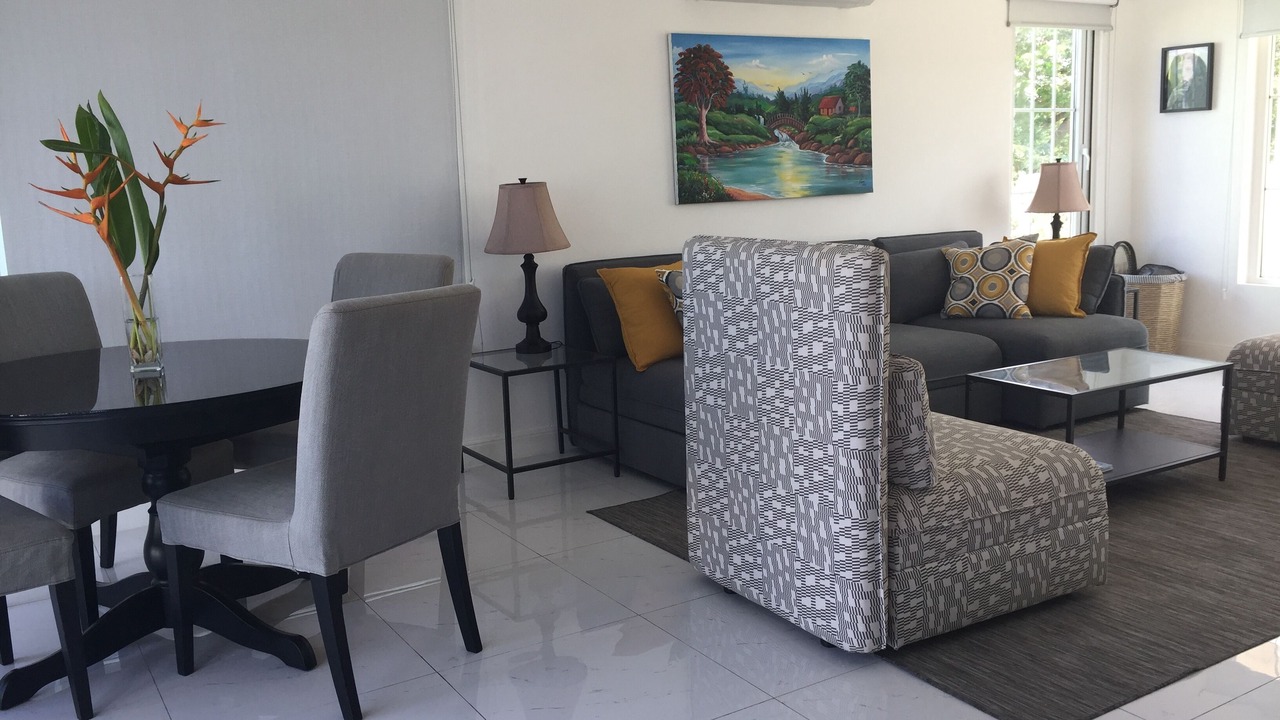 Photo of Livingroom in Orange Bay