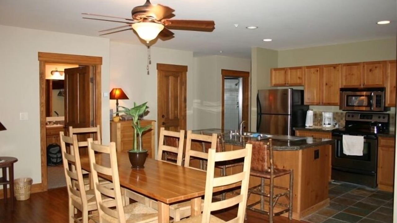 Photo of Bedroom in River Run