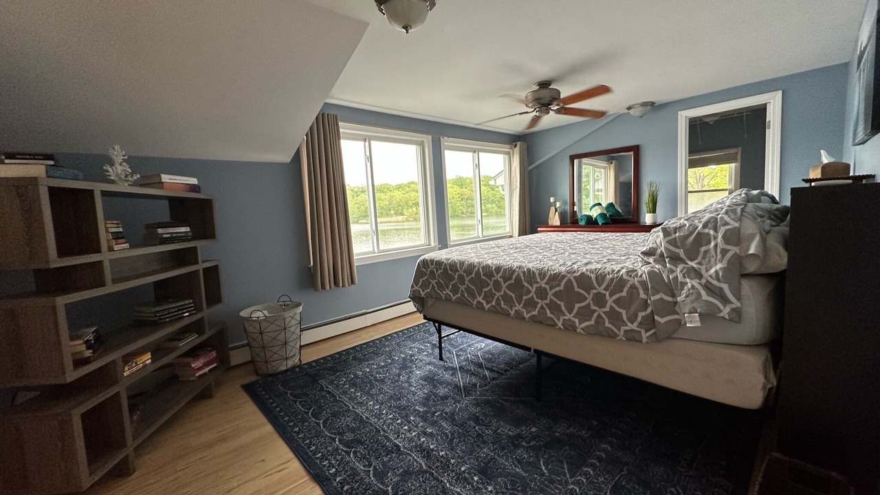 Photo of Bedroom in Coventry Lake