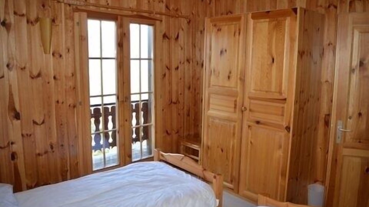 Photo of Bedroom in Mase