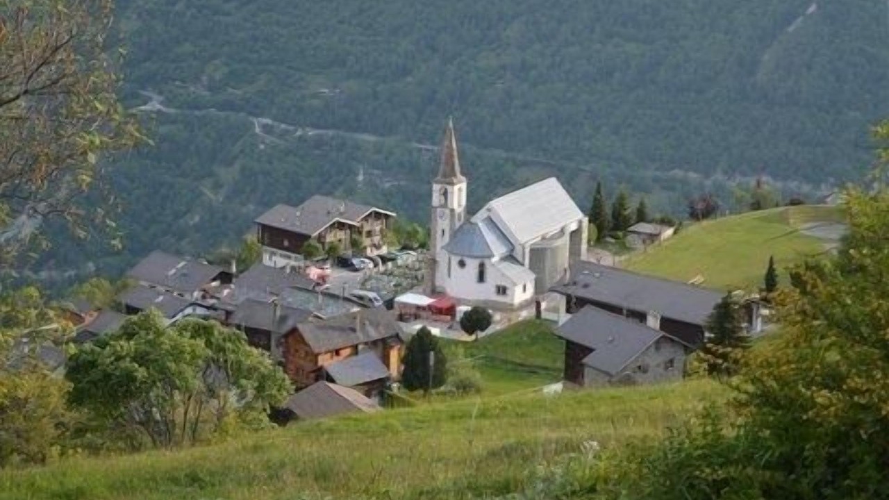 Photo of Outdoor in Mase