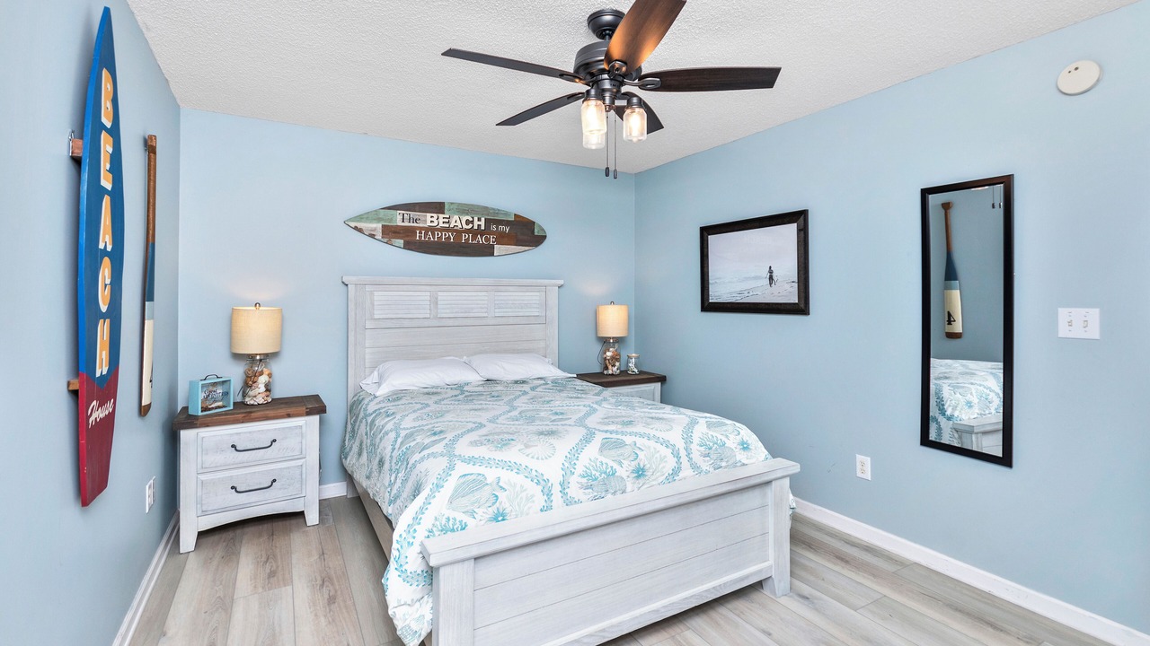 Photo of Bedroom in Surfside Beach