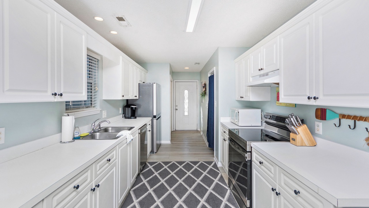 Photo of Kitchen in Surfside Beach