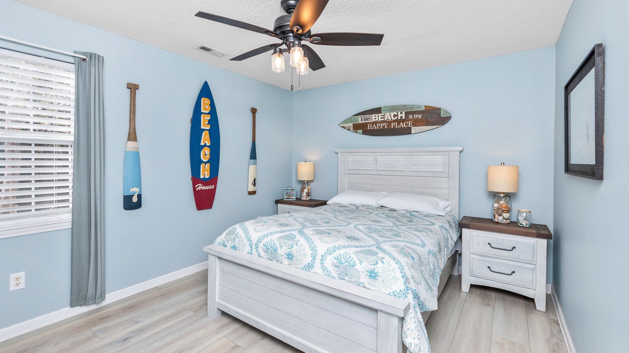 Photo of Bedroom in Surfside Beach