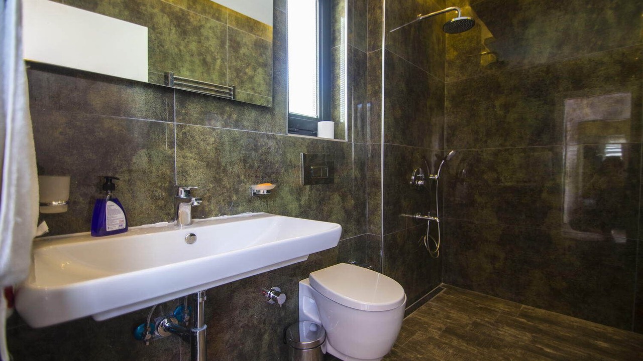 Photo of Bathroom in Islamlar
