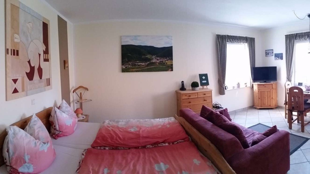 Photo of Bedroom in Rech