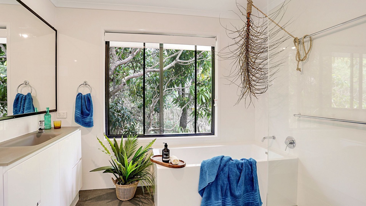 Photo of Bathroom in Sunrise Beach