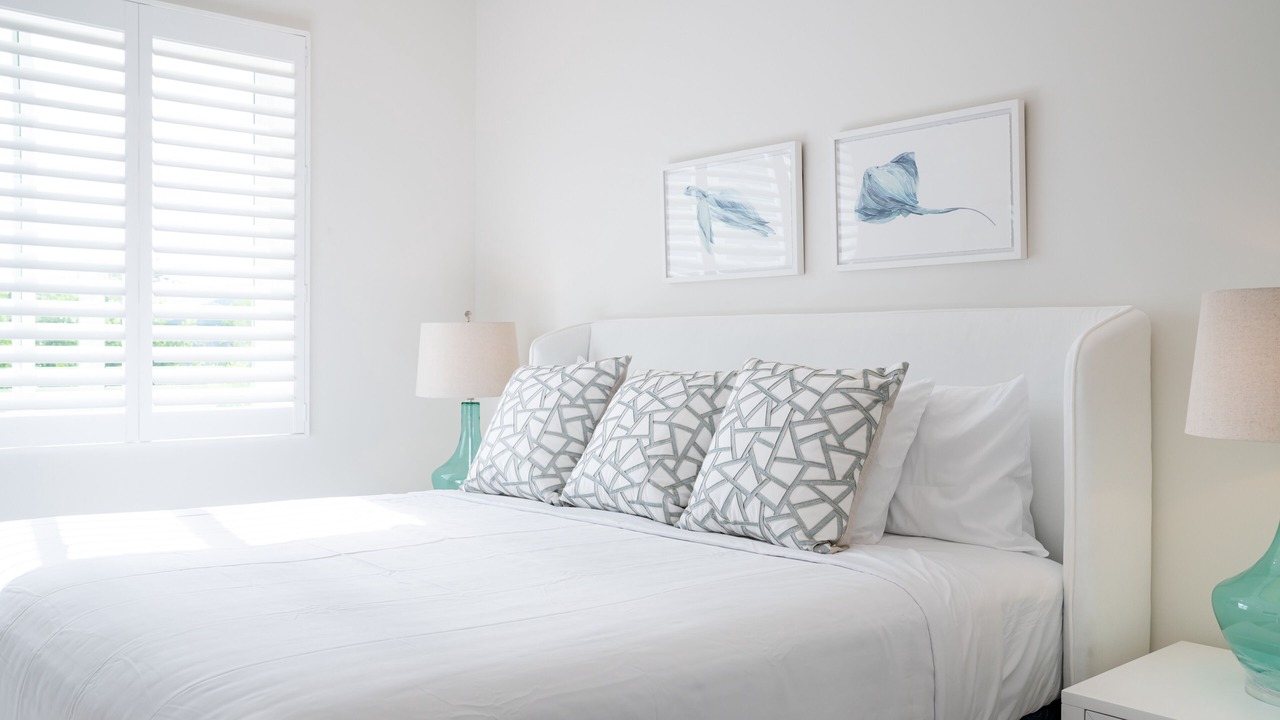 Photo of Bedroom in West Bay