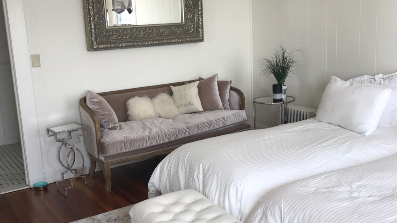 Photo of Bedroom in Gilman