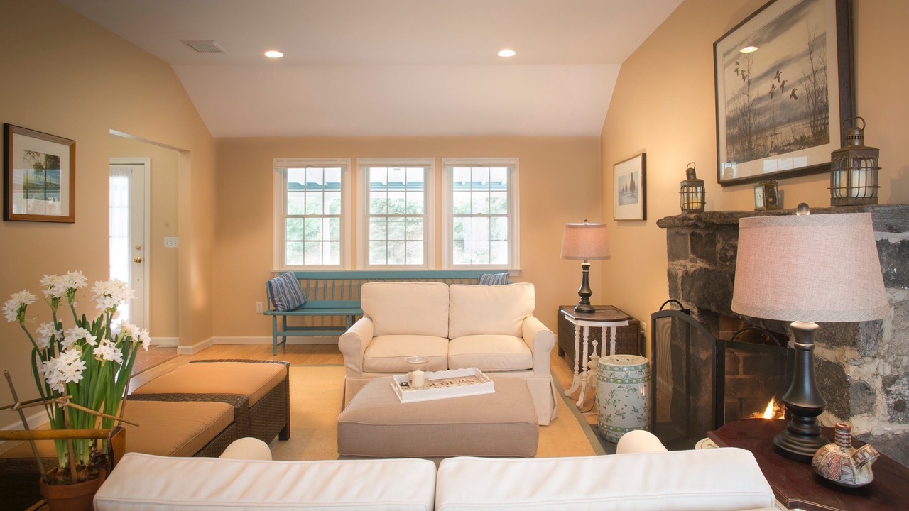 Photo of Livingroom in Lyme