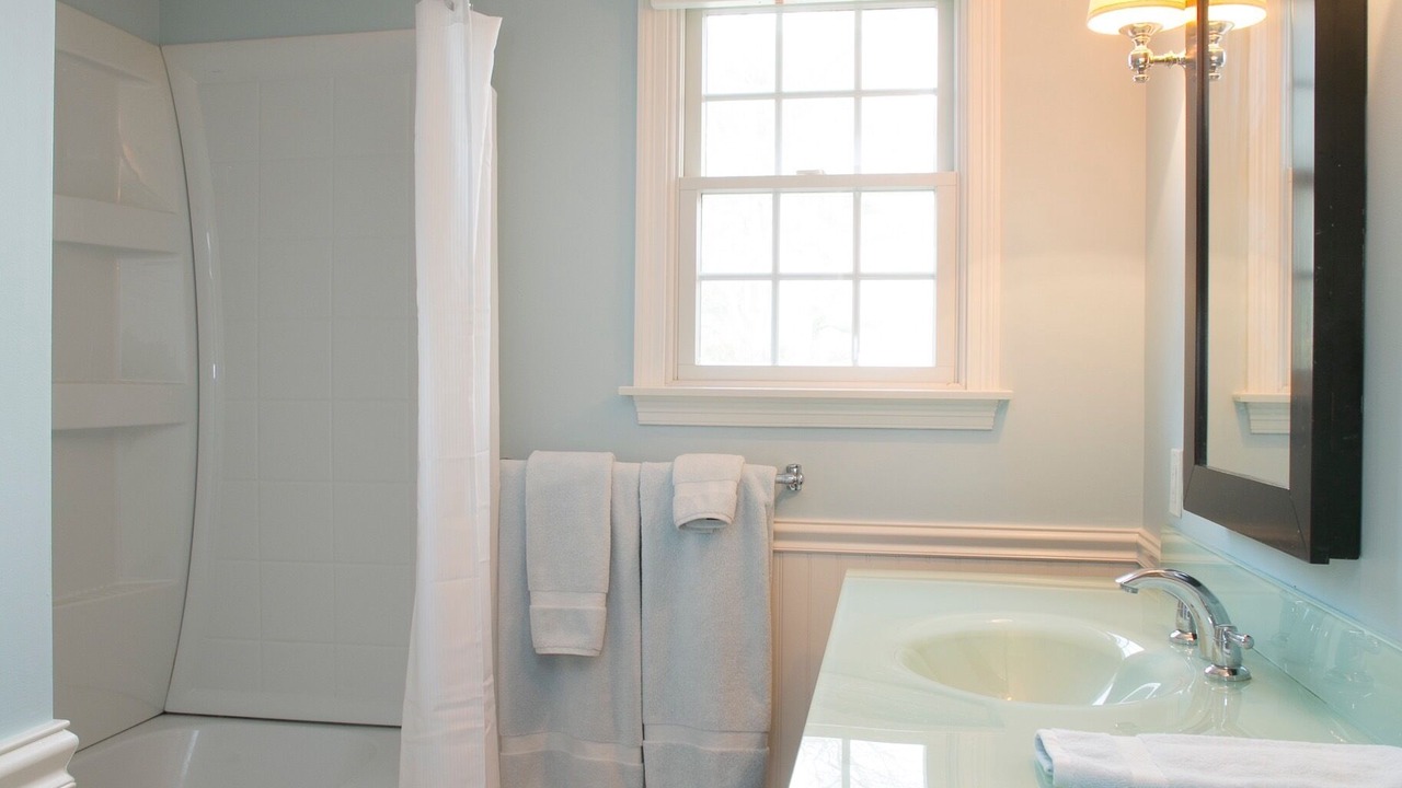 Photo of Bathroom in Lyme