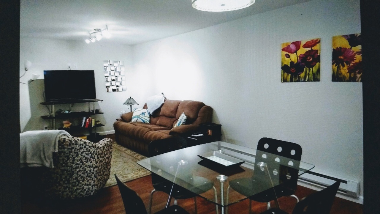 Photo of Livingroom in Victory Heights
