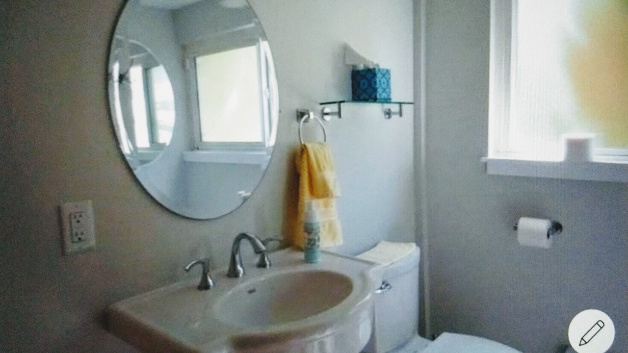 Photo of Bathroom in Victory Heights