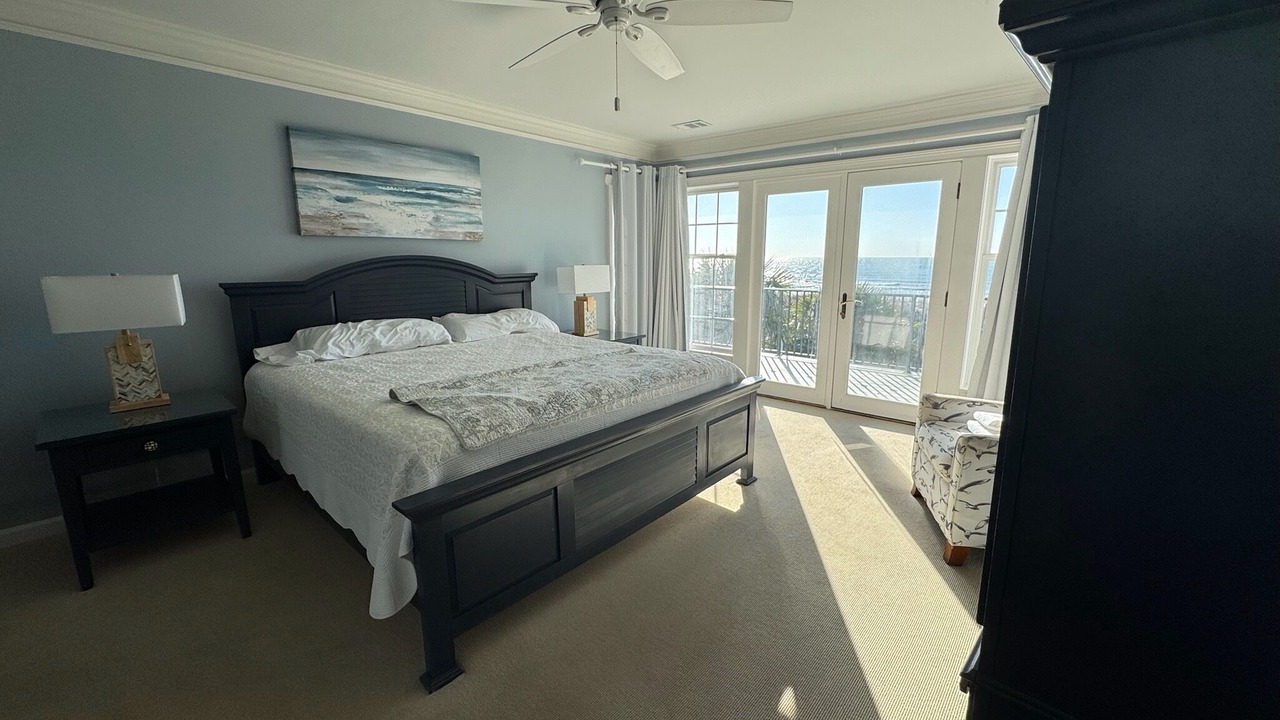 Photo of Patio Balcony in North Forest Beach