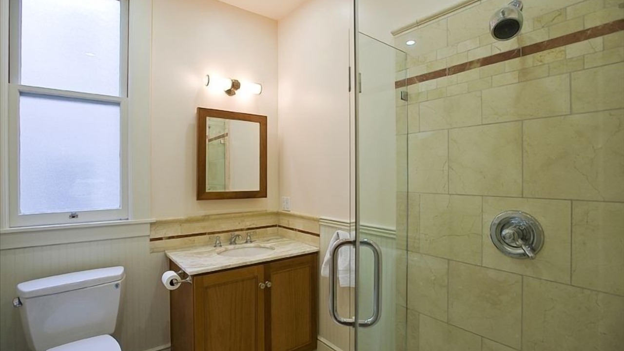 Photo of Bathroom in Richmond District