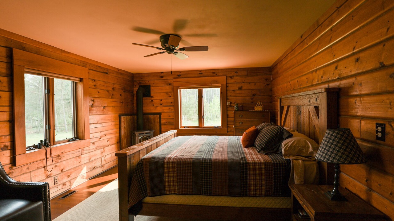 Photo of Bedroom in Nekoosa