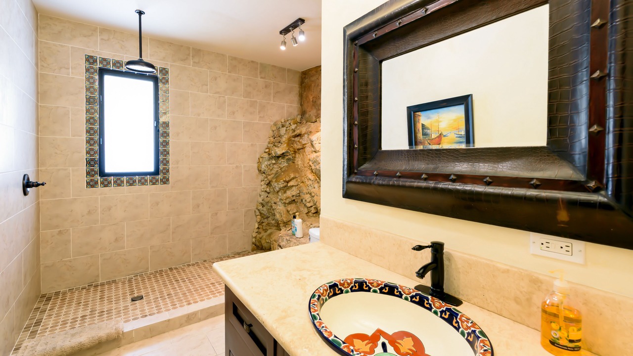 Photo of Bathroom in Pedregal