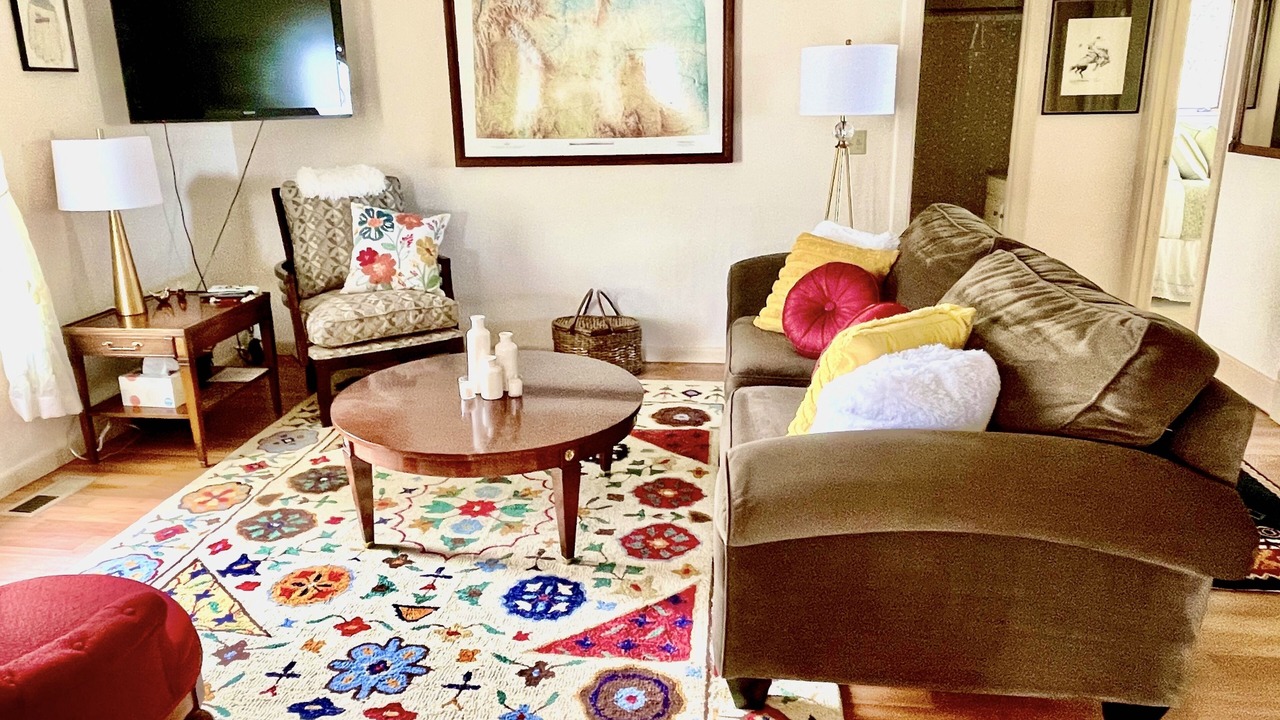 Photo of Livingroom in Story