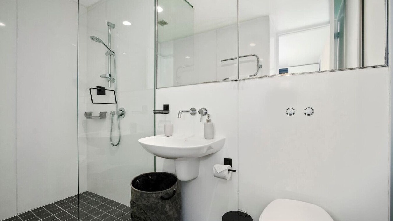 Photo of Bathroom in Auckland Central Business District