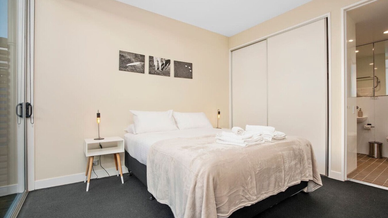 Photo of Bedroom in Auckland Central Business District
