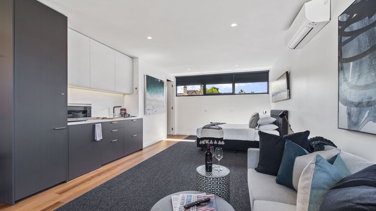Photo of Livingroom in St Kilda West