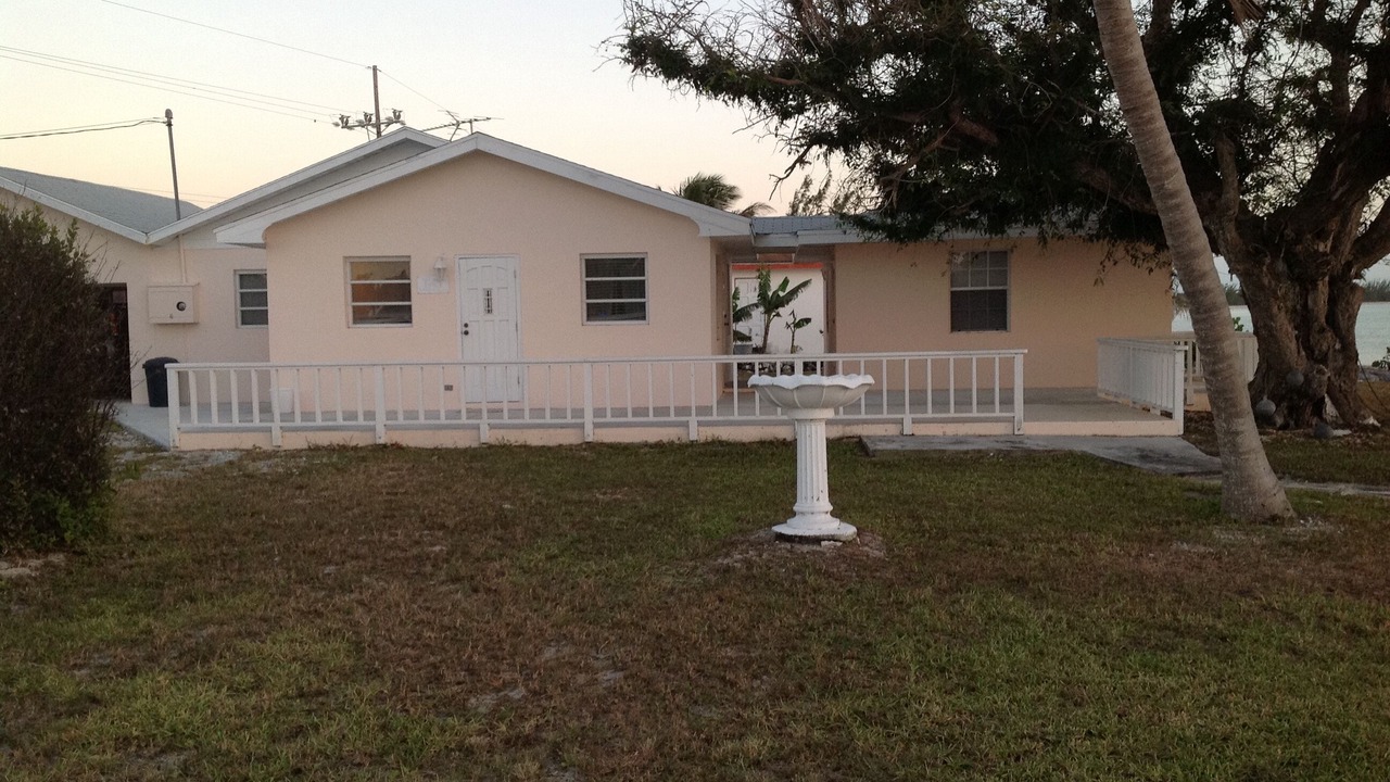 Photo of Patio Balcony in Deadmans Cay