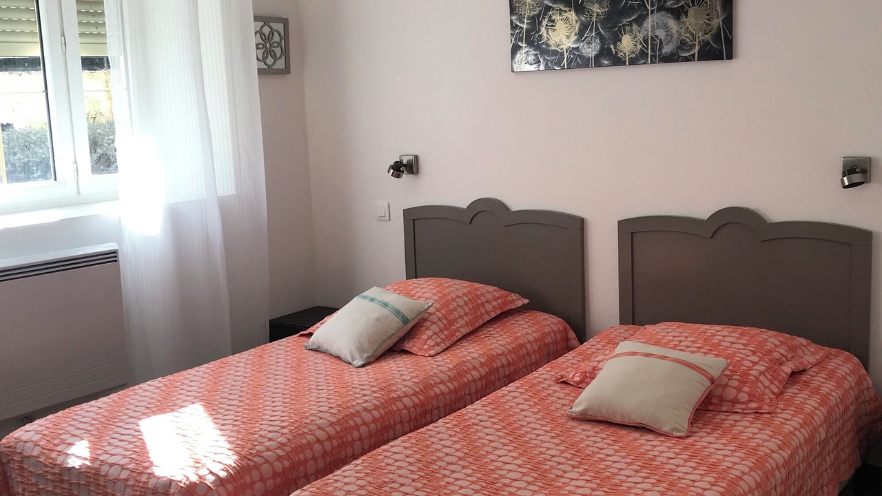 Photo of Bedroom in Salavas