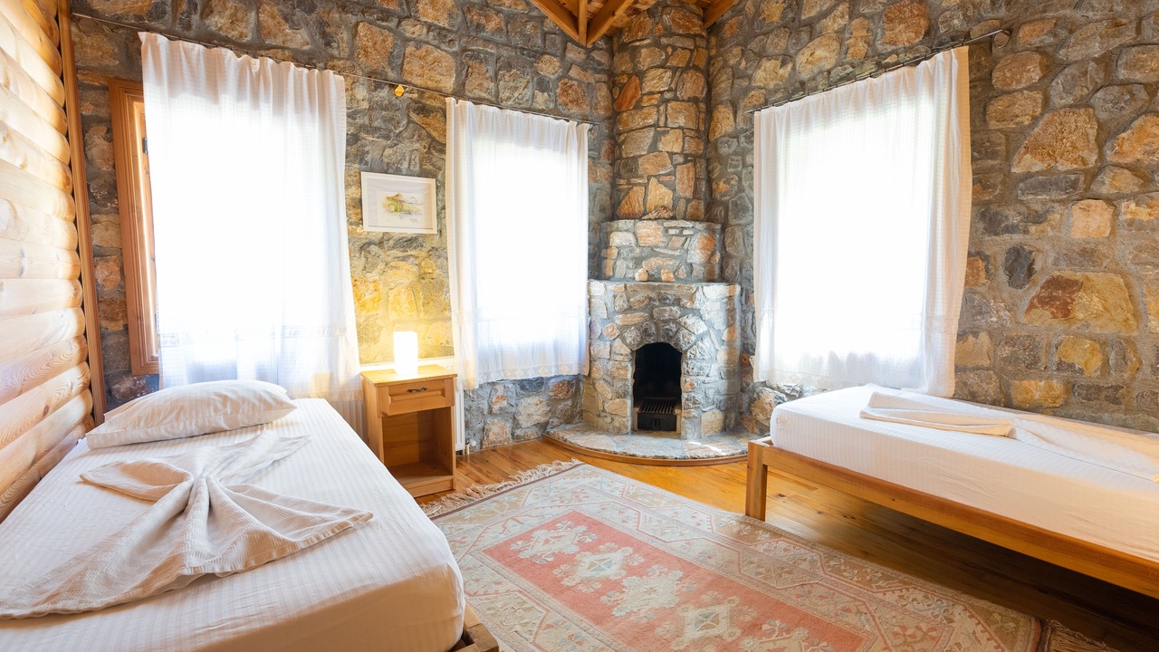 Photo of Bedroom in Avlana