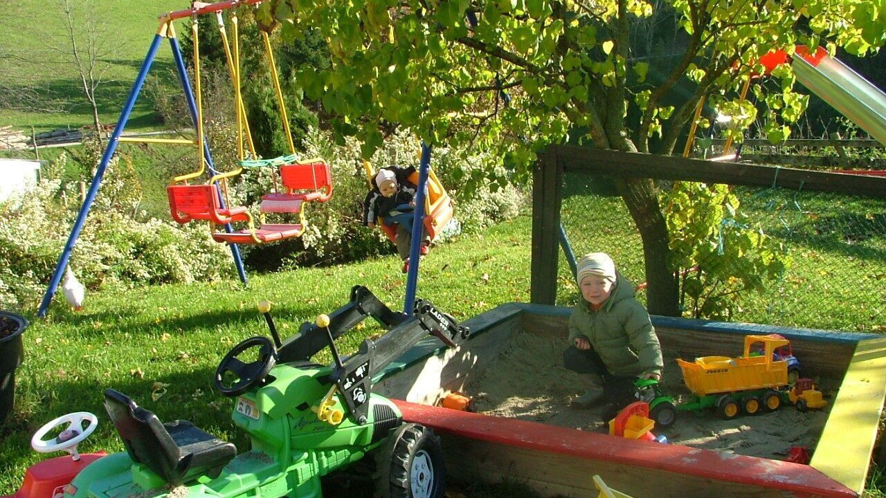 Photo of Others in Horben