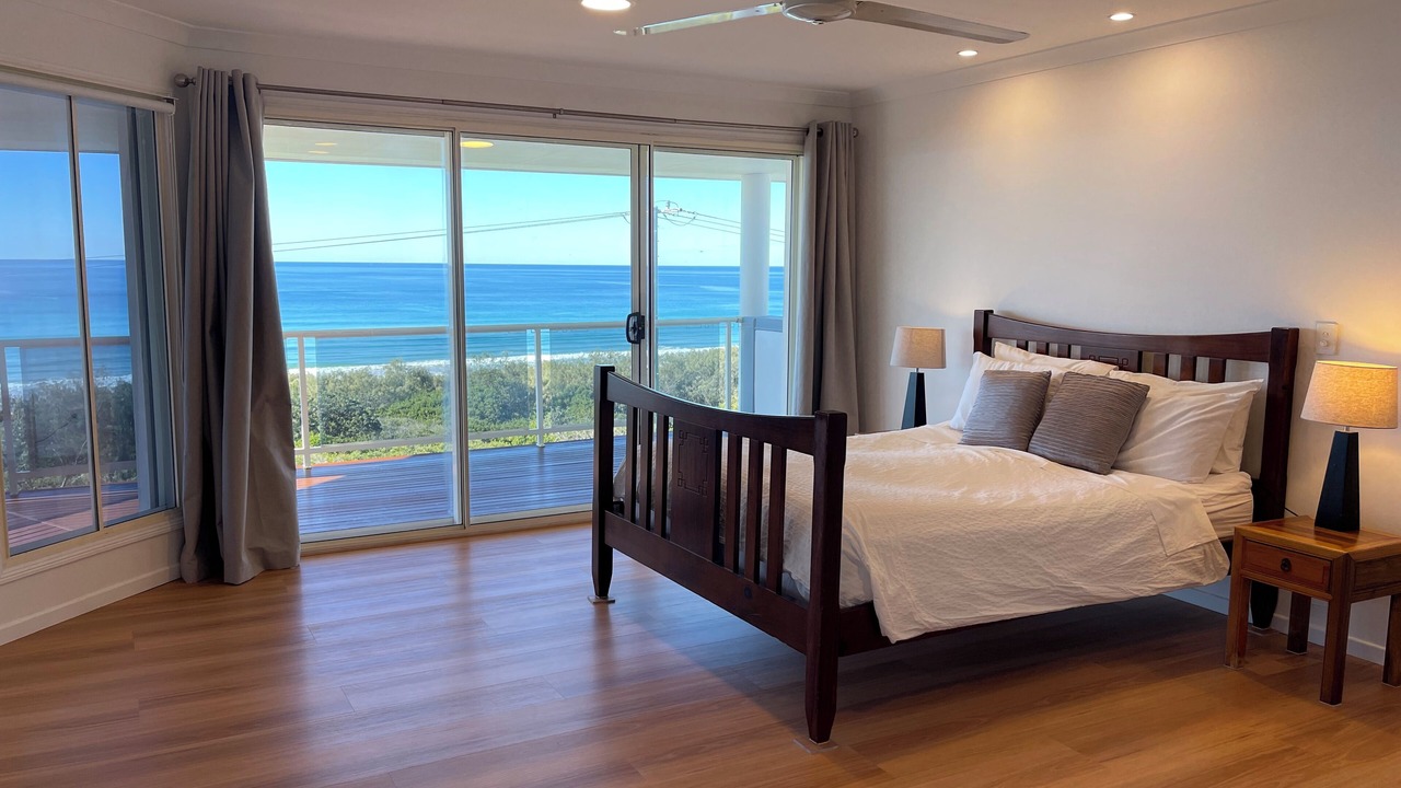 Photo of Bedroom in Castaways Beach