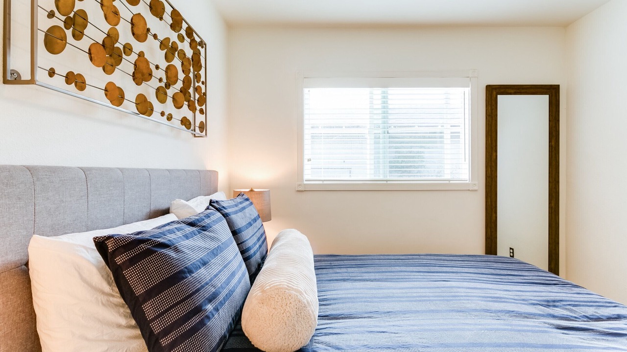 Photo of Bedroom in Mar Vista