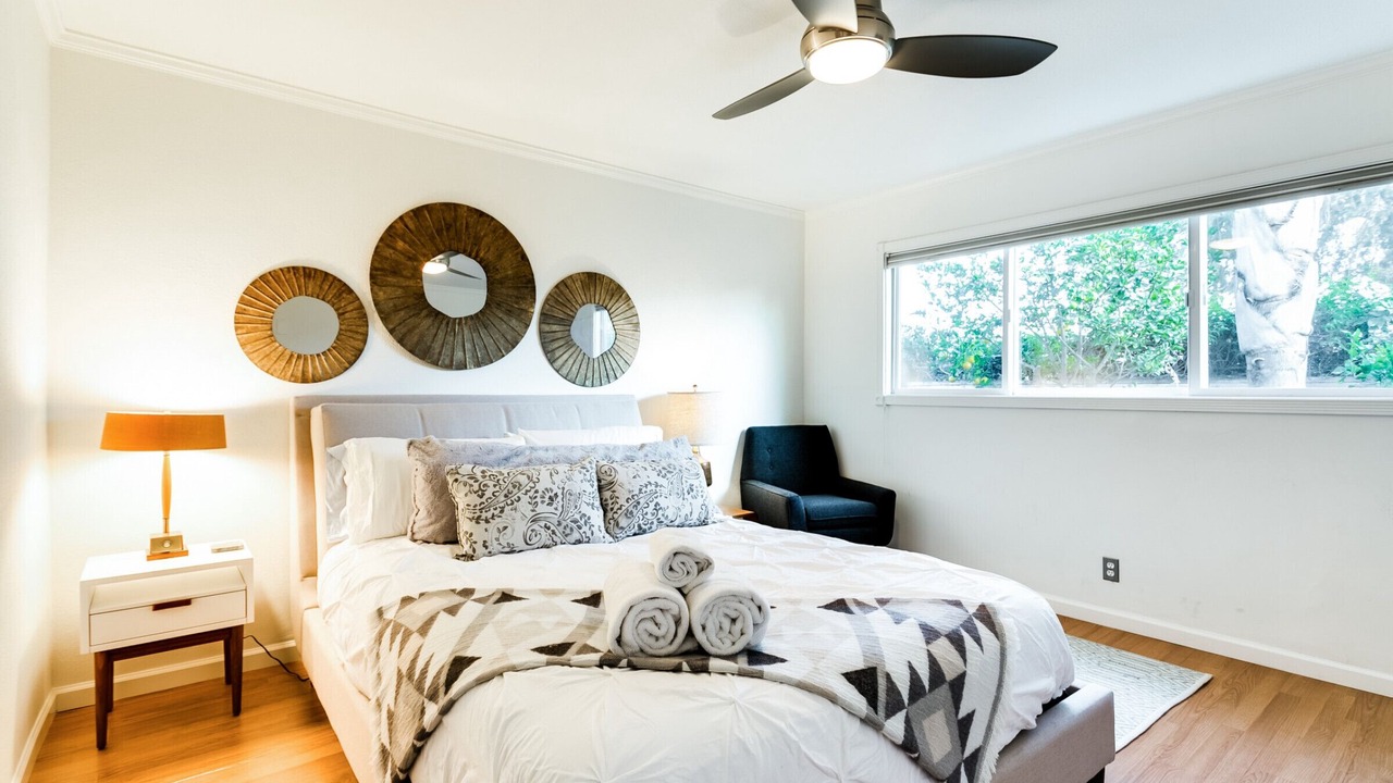Photo of Bedroom in Mar Vista