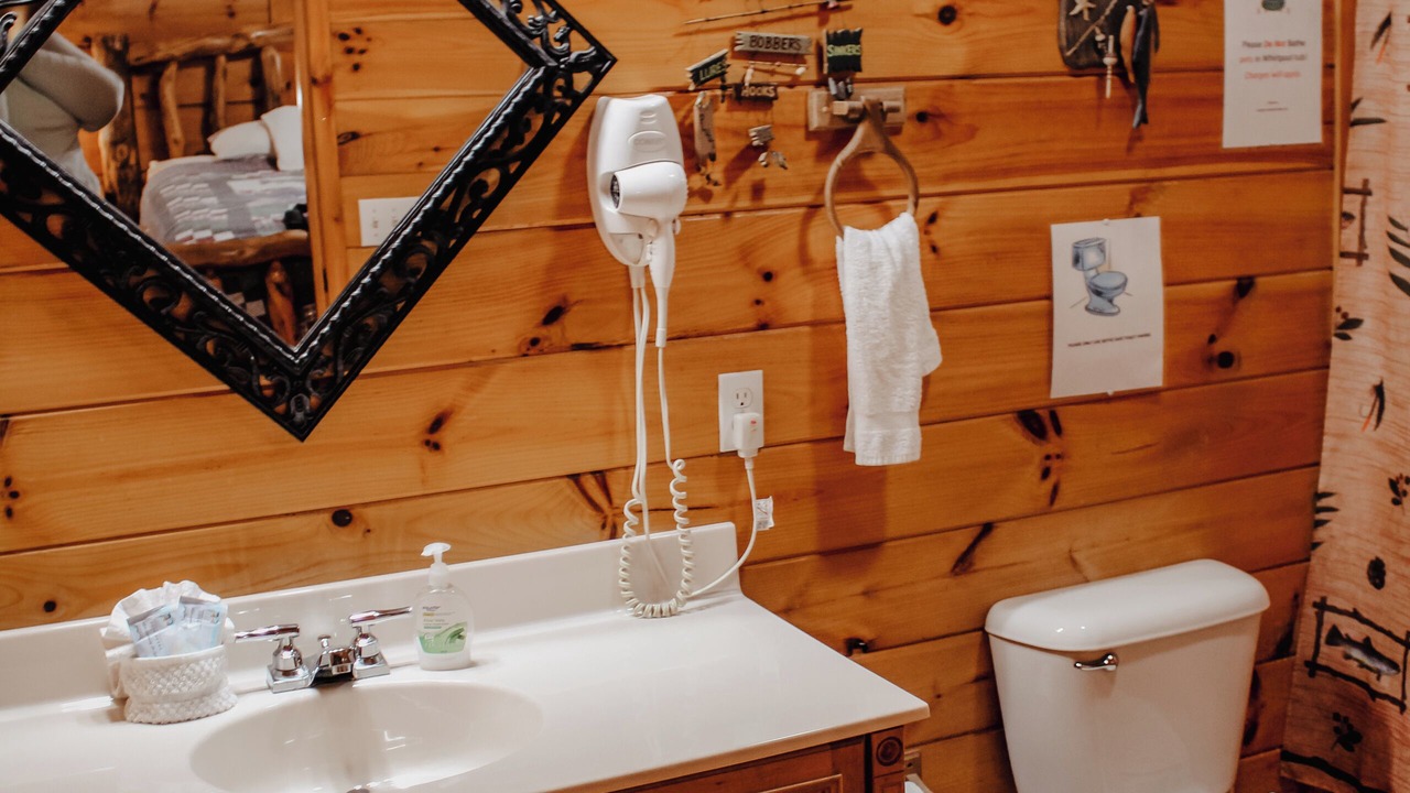 Photo of Bathroom in Cosby