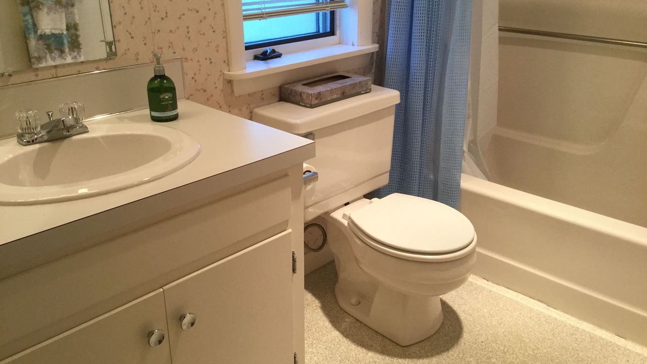 Photo of Bathroom in Newport