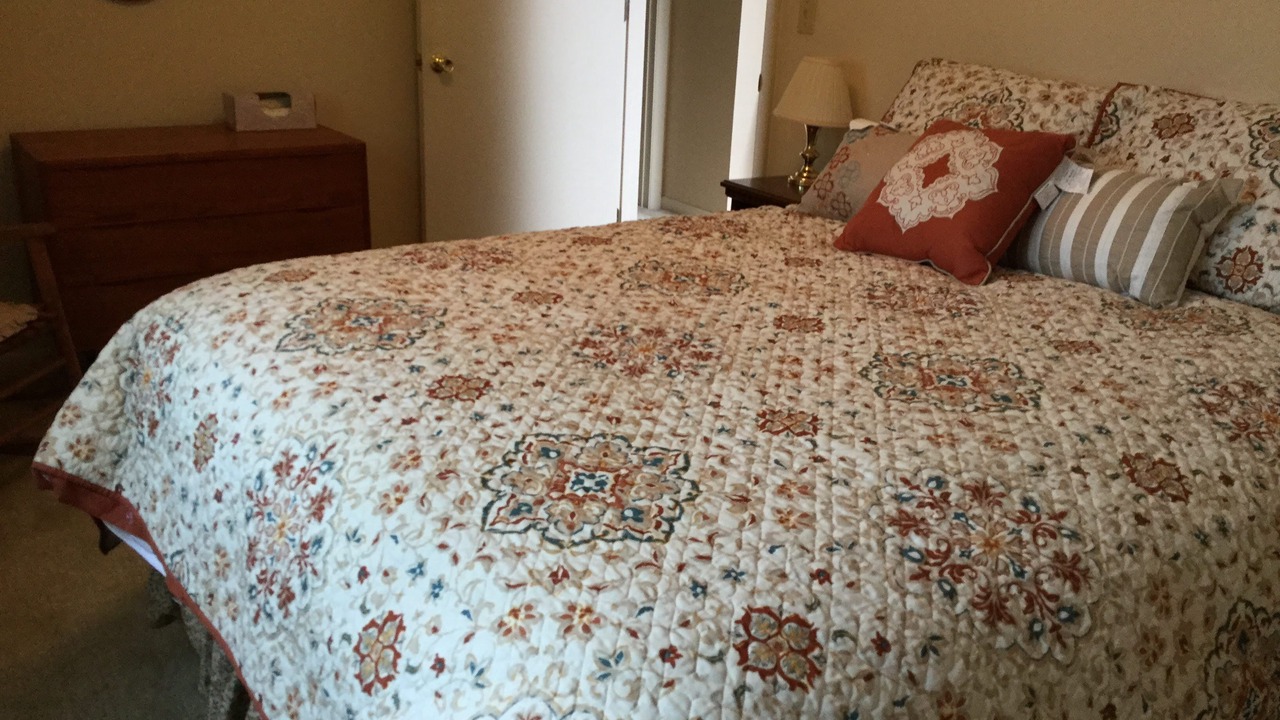 Photo of Bedroom in Newport