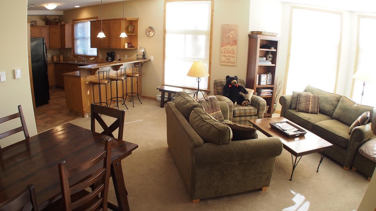Photo of Livingroom in Sun Peaks