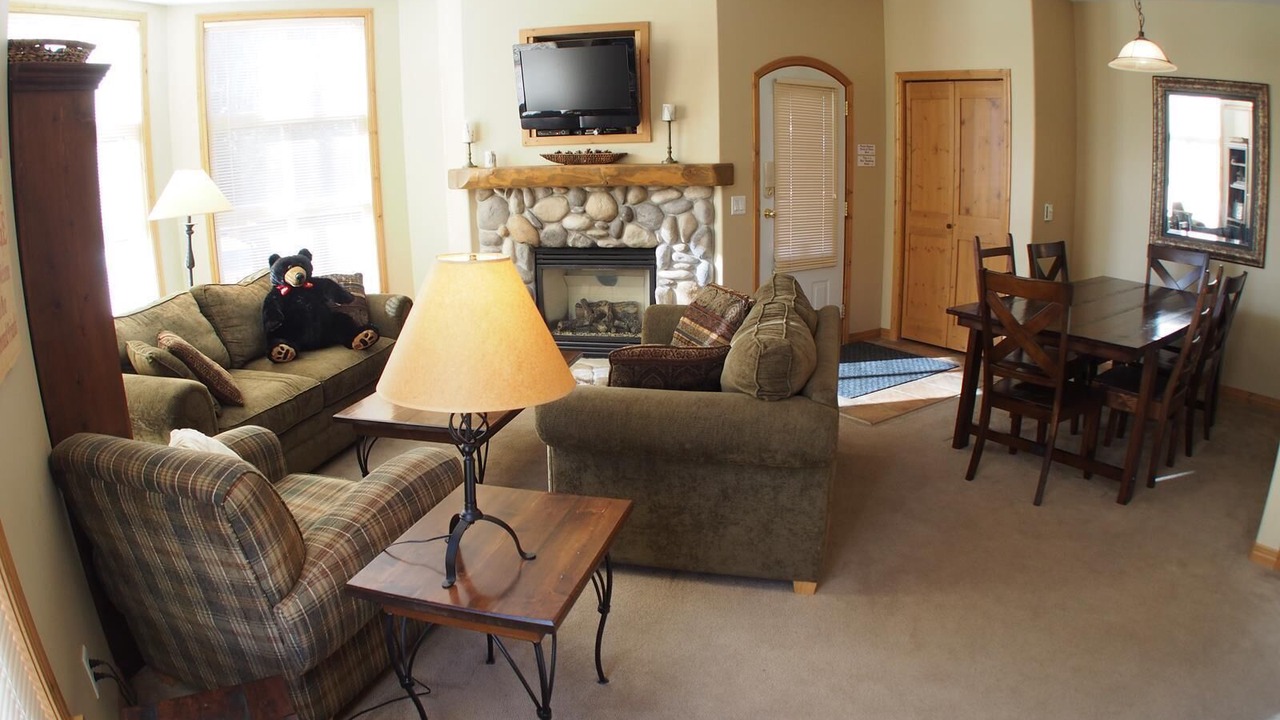Photo of Livingroom in Sun Peaks
