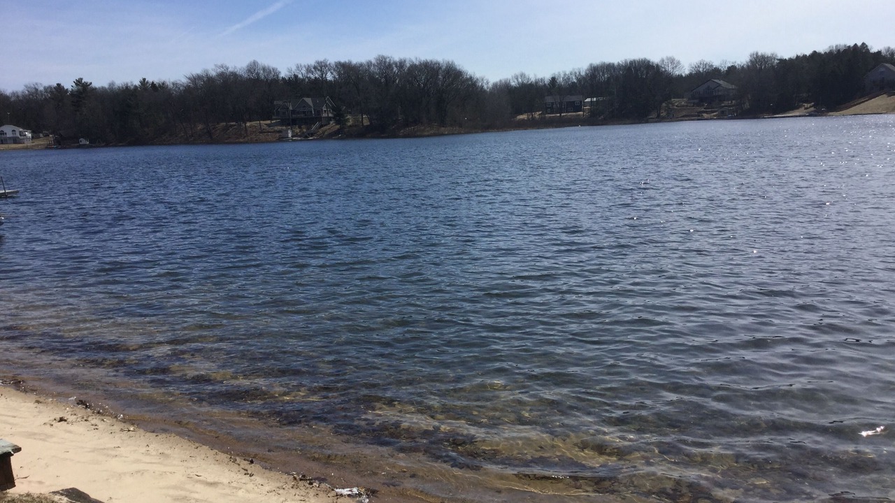 Photo of Others in Twin Lake